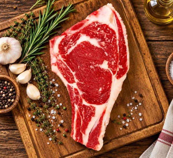Photo2: BEEF WITH BONE STEAK 2p ( 650-750g)  / 牛肉骨付きステーキ 2枚入り(650-750g) (2)